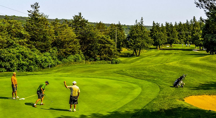 Picton Golf Hole 18